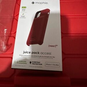 Mophie Juice Pack Access Red Case for iPhone 11 Pro Max. New in box